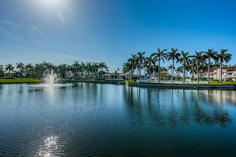 6050 Bahia Del Mar Circle St Petersburg FL 33715