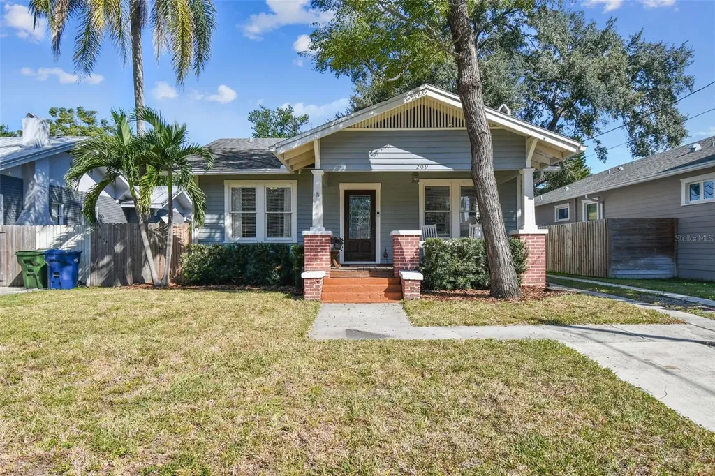209 W Wilder Avenue Tampa FL 33603