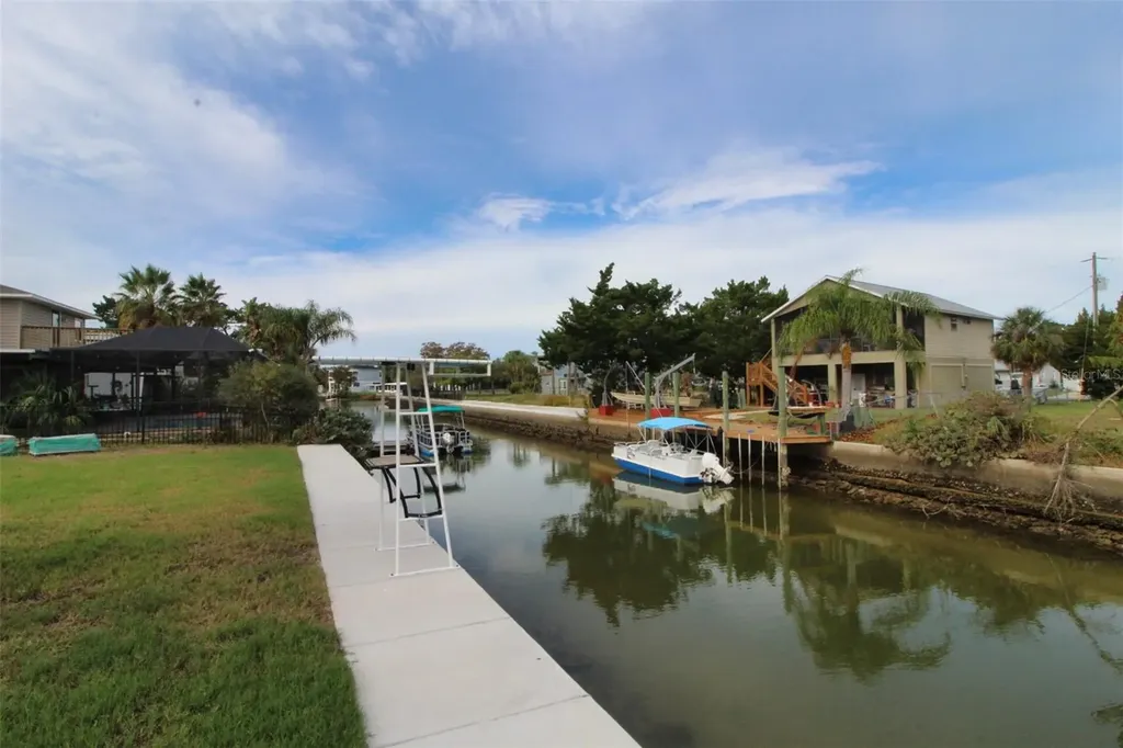 4977 Cedarbrook Lane Hernando Beach FL 34607