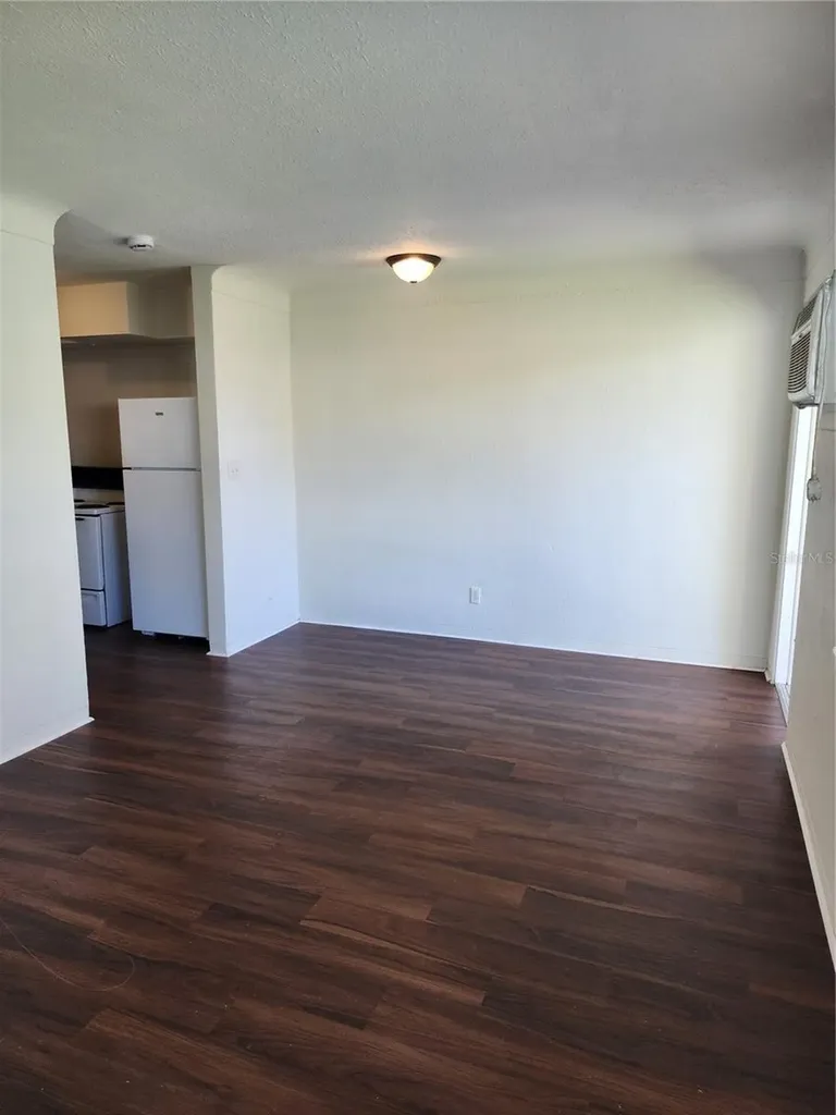 2227 Highland Street St Petersburg FL 33705