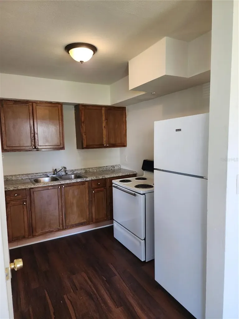 2227 Highland Street St Petersburg FL 33705