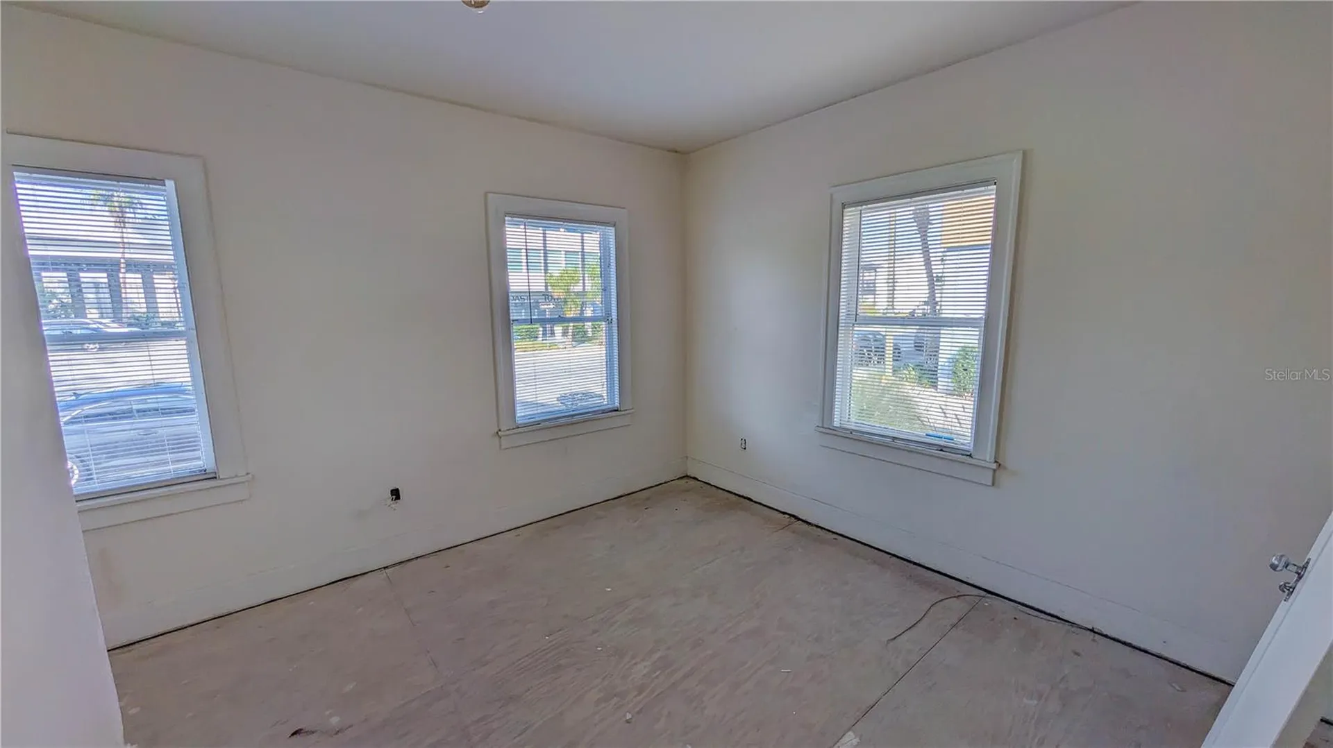 852 4th Avenue N St Petersburg FL 33701