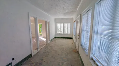 852 4th Avenue N St Petersburg FL 33701
