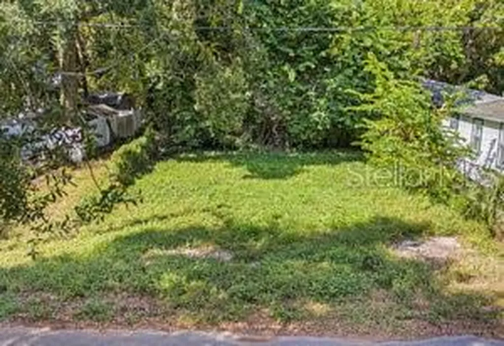2304 N Grove Avenue Tampa FL 33602