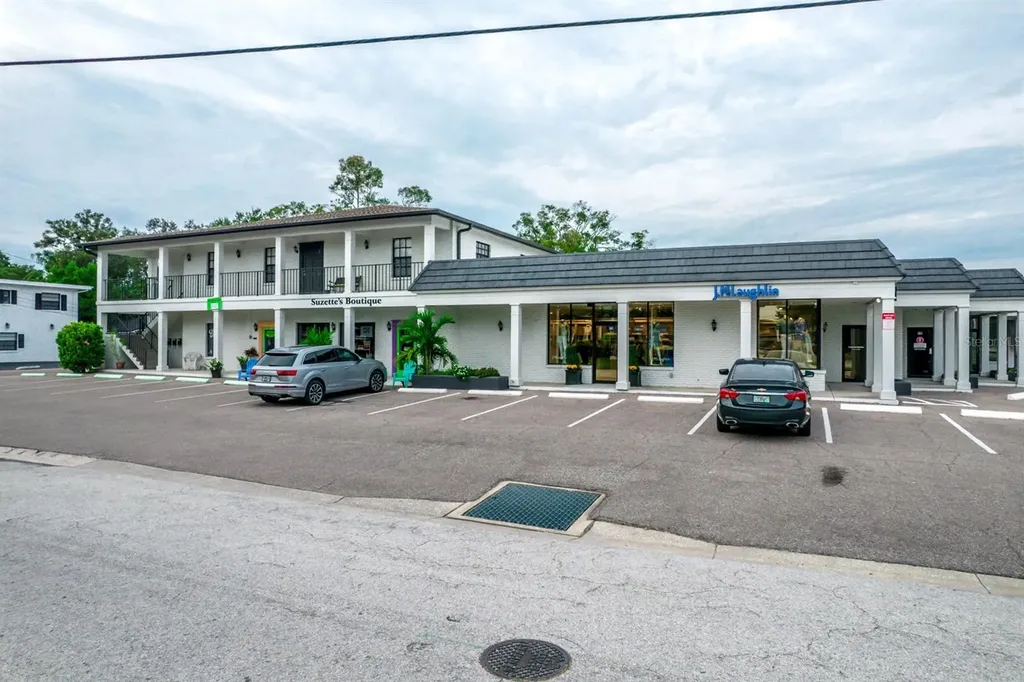 400 Indian Rocks Road N Belleair Bluffs FL 33770