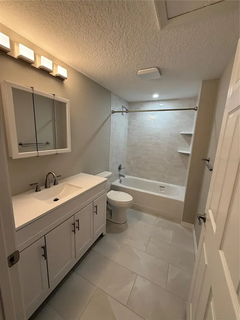 13340 Lewis Gallagher Road Dover FL 33527