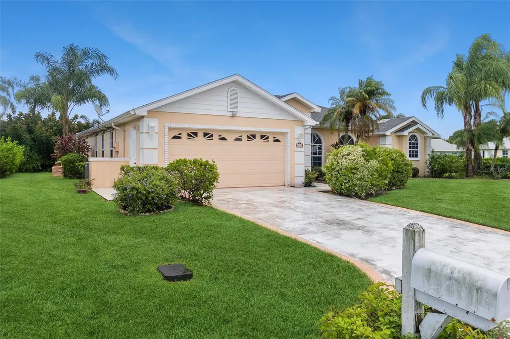 6816 Frost Terrace Port St Lucie FL 34952