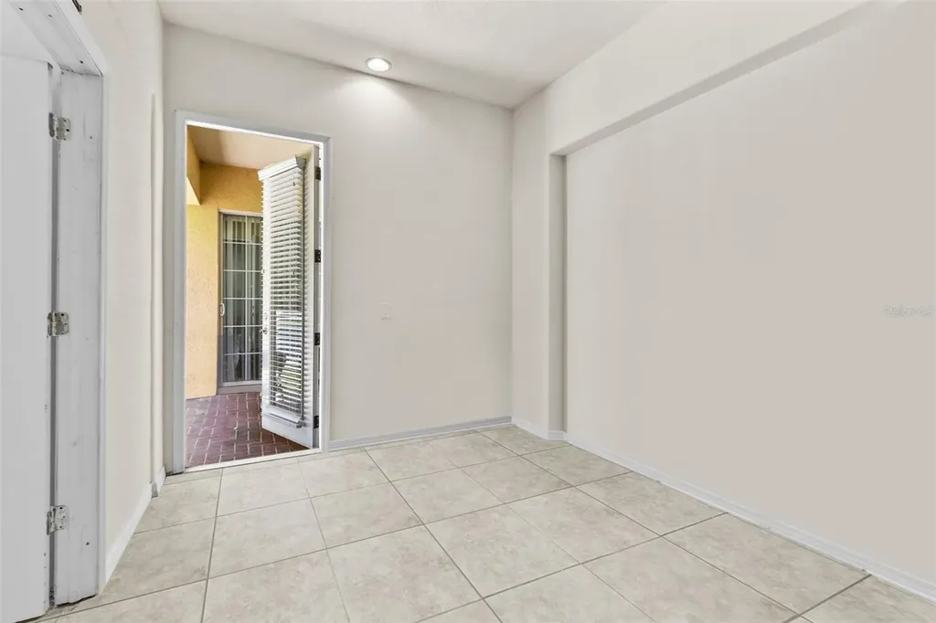 4116 Woodacre Lane Tampa FL 33624