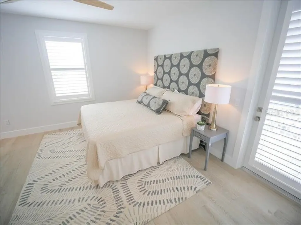 2305 Avenue C Bradenton Beach FL 34217