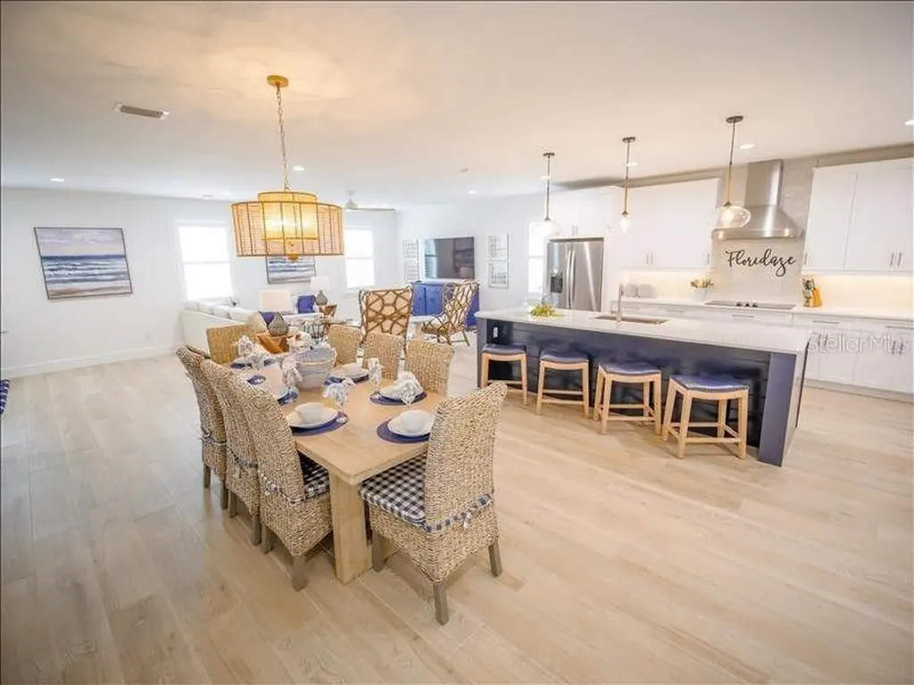 2305 Avenue C Bradenton Beach FL 34217