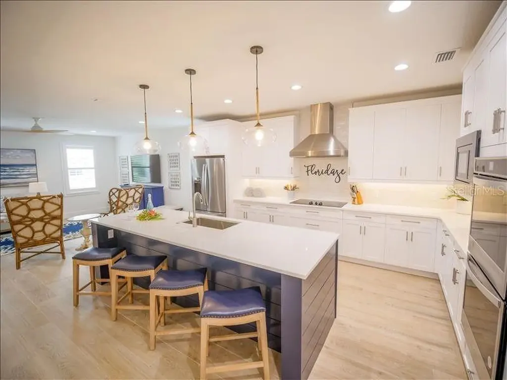 2305 Avenue C Bradenton Beach FL 34217