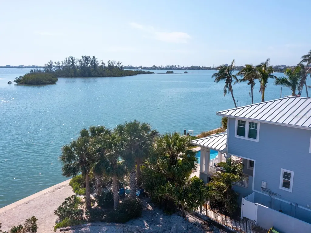 894 Freeling Drive Sarasota FL 34242