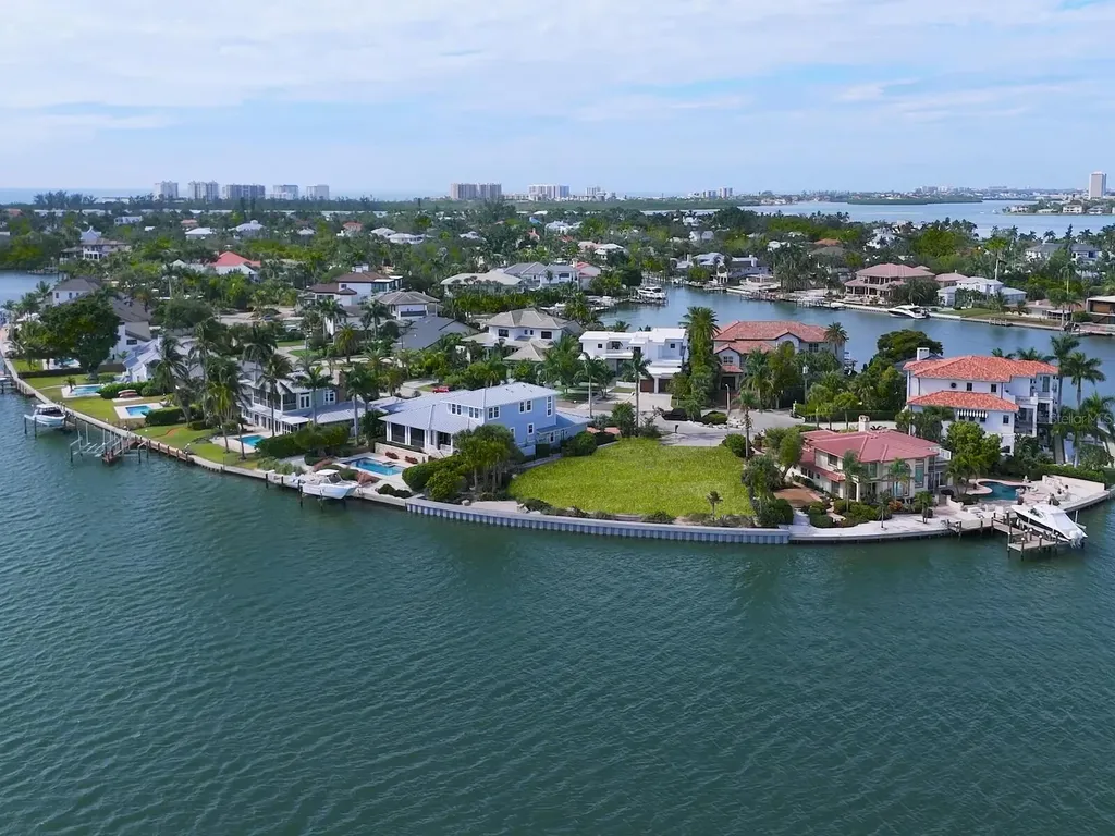 894 Freeling Drive Sarasota FL 34242