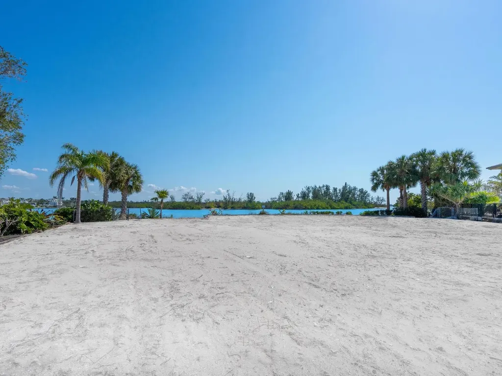 894 Freeling Drive Sarasota FL 34242