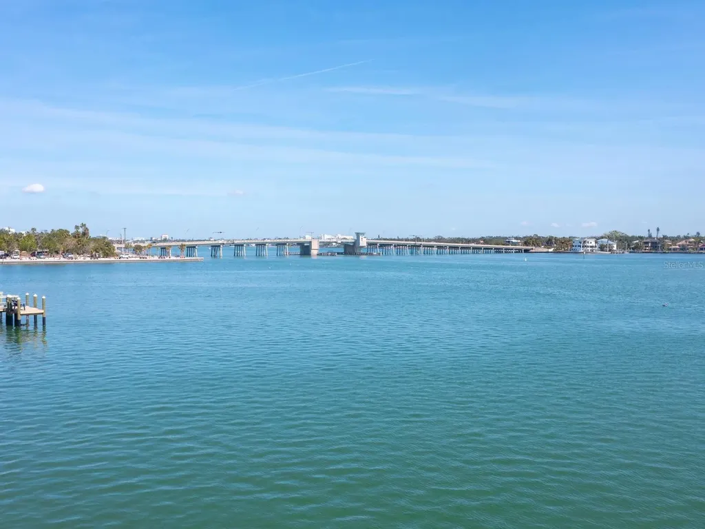 894 Freeling Drive Sarasota FL 34242