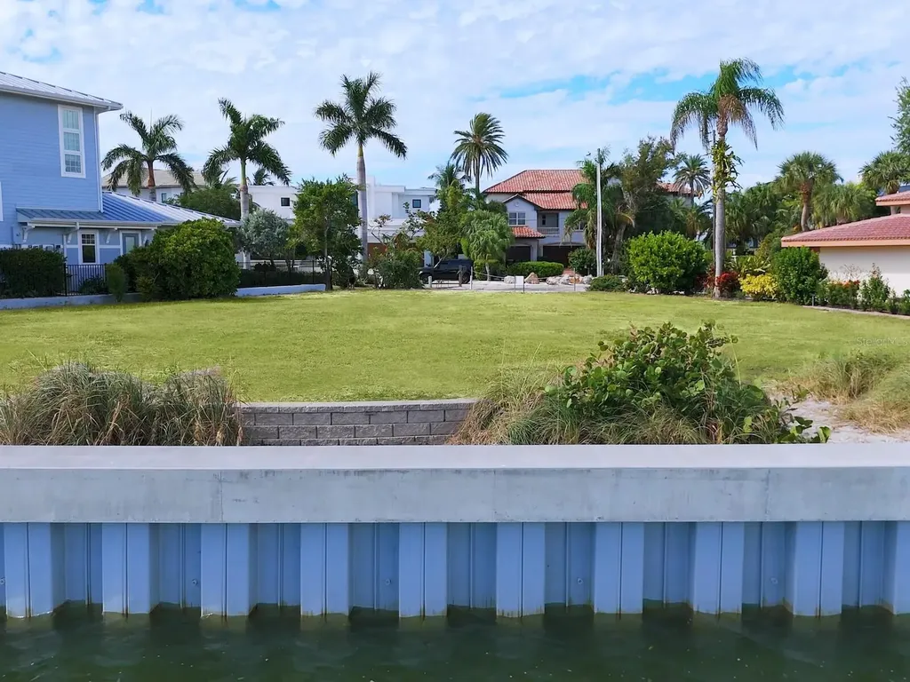 894 Freeling Drive Sarasota FL 34242