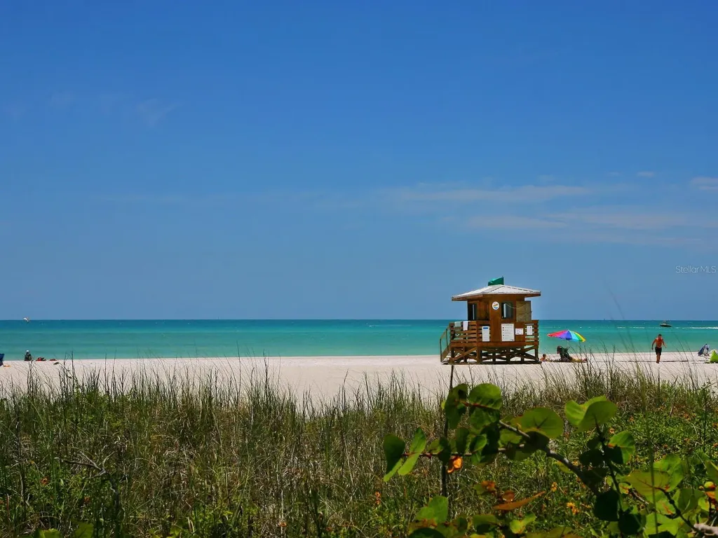 894 Freeling Drive Sarasota FL 34242