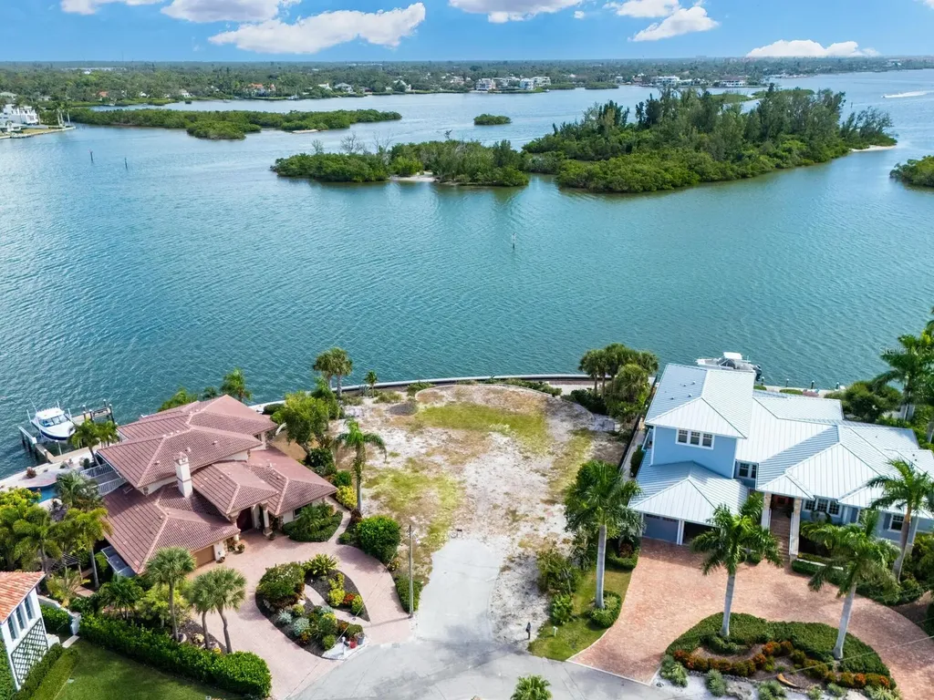 894 Freeling Drive Sarasota FL 34242