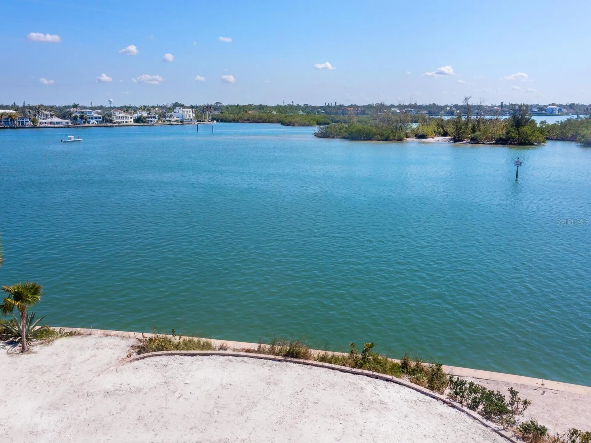 894 Freeling Drive Sarasota FL 34242