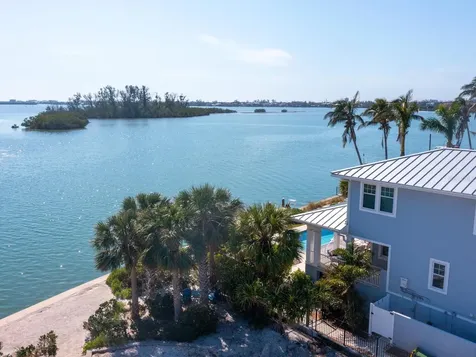894 Freeling Drive Sarasota FL 34242