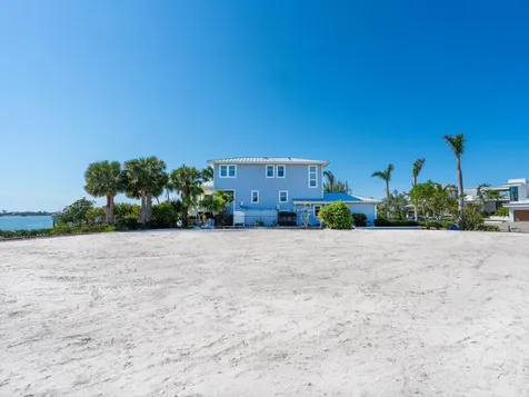 894 Freeling Drive Sarasota FL 34242