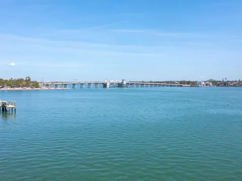 894 Freeling Drive Sarasota FL 34242
