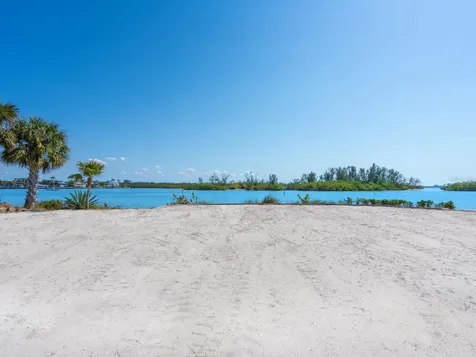 894 Freeling Drive Sarasota FL 34242