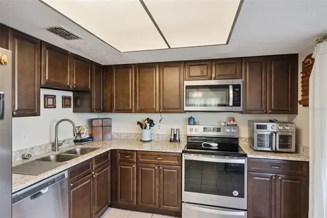 2333 Pebble Brook Road Kissimmee FL 34741