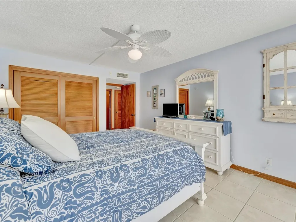 1400 Gulf Boulevard Clearwater Beach FL 33767