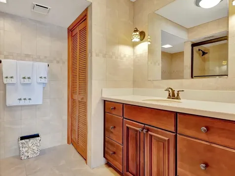 1400 Gulf Boulevard Clearwater Beach FL 33767