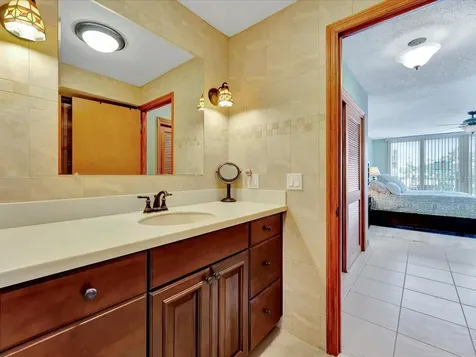1400 Gulf Boulevard Clearwater Beach FL 33767