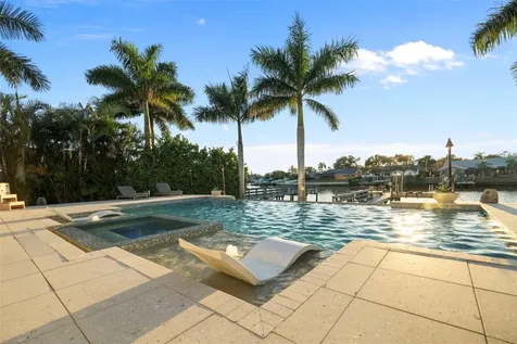 4114 Rocky Shores Drive Tampa FL 33634