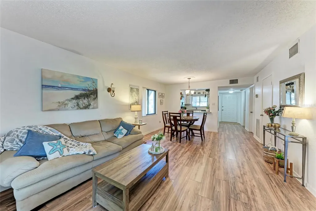 5226 Willow Links Sarasota FL 34235