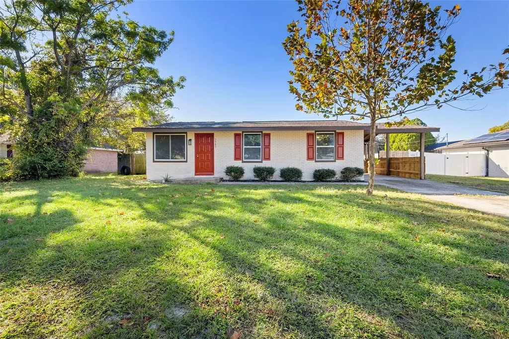 3307 Caldwell Street Deltona FL 32738