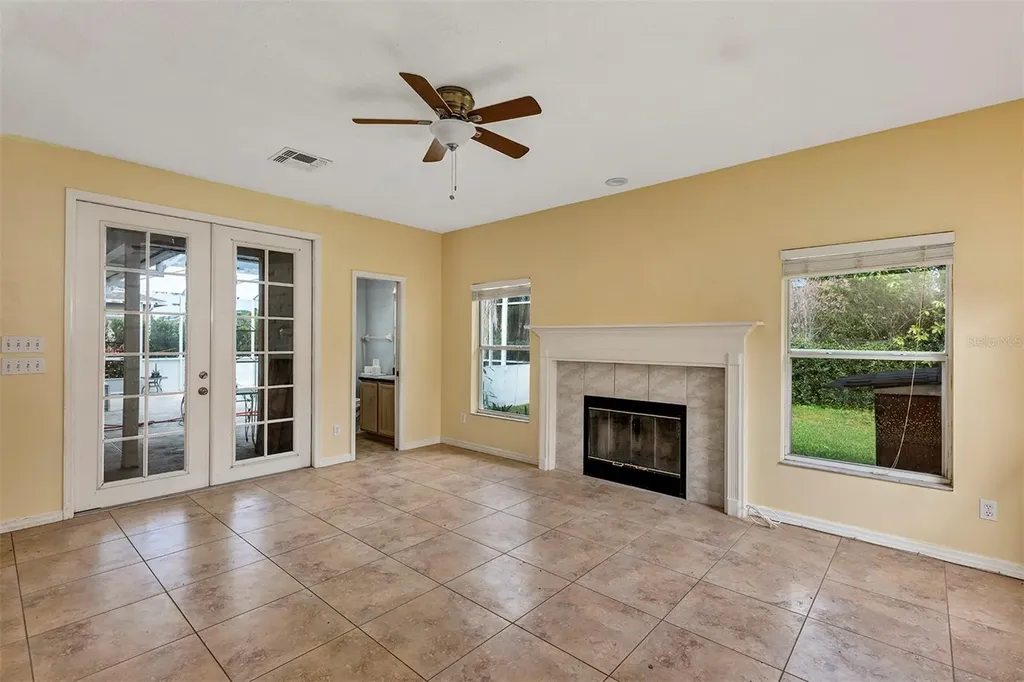 20423 Melville Street Orlando FL 32833
