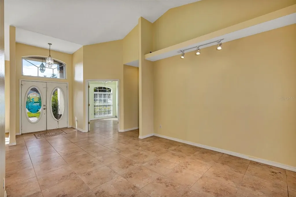 20423 Melville Street Orlando FL 32833