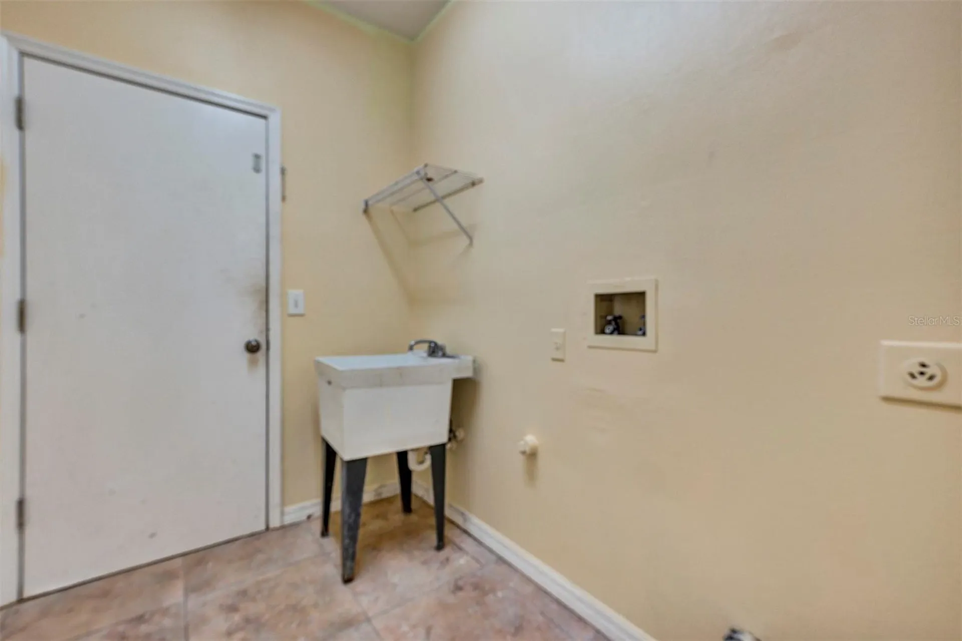 20423 Melville Street Orlando FL 32833