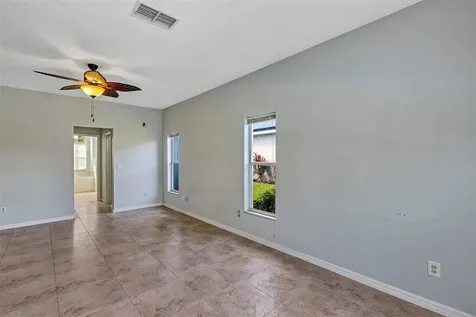 20423 Melville Street Orlando FL 32833