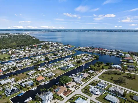 125 Small Street SE Port Charlotte FL 33952