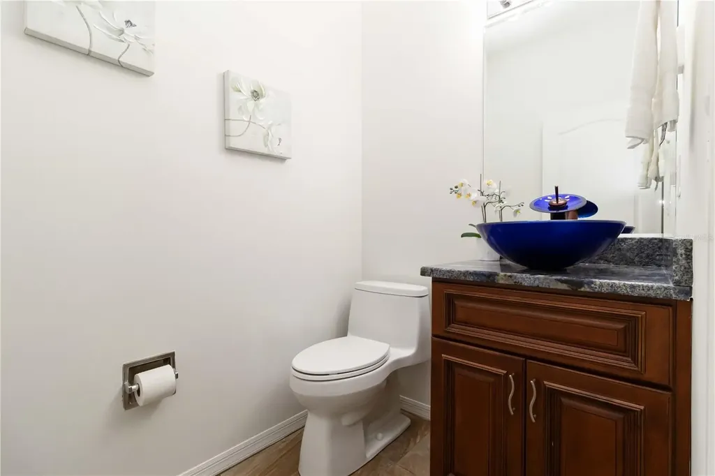 4223 Balmoral Way Sarasota FL 34238