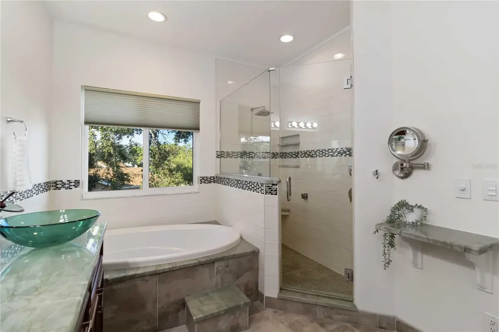 4223 Balmoral Way Sarasota FL 34238