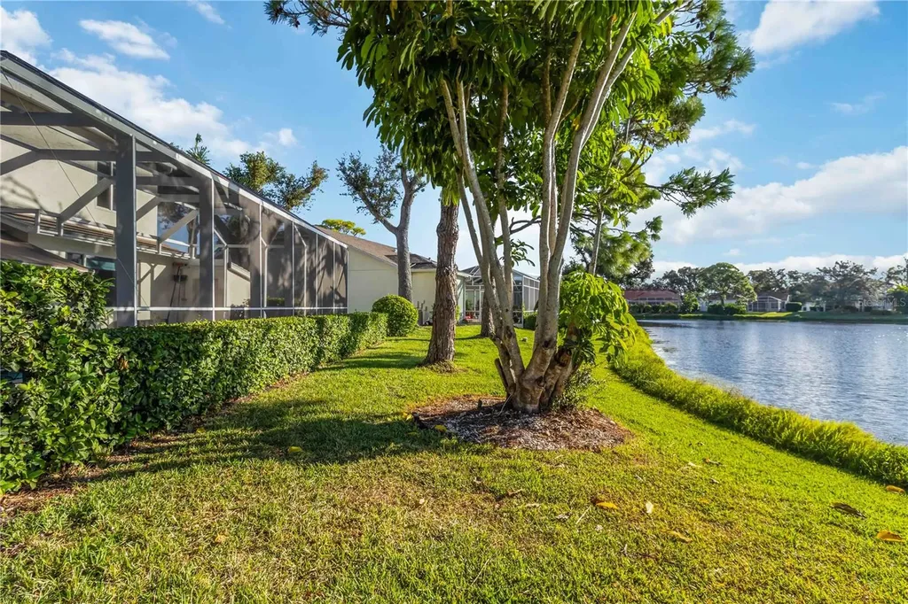 4223 Balmoral Way Sarasota FL 34238
