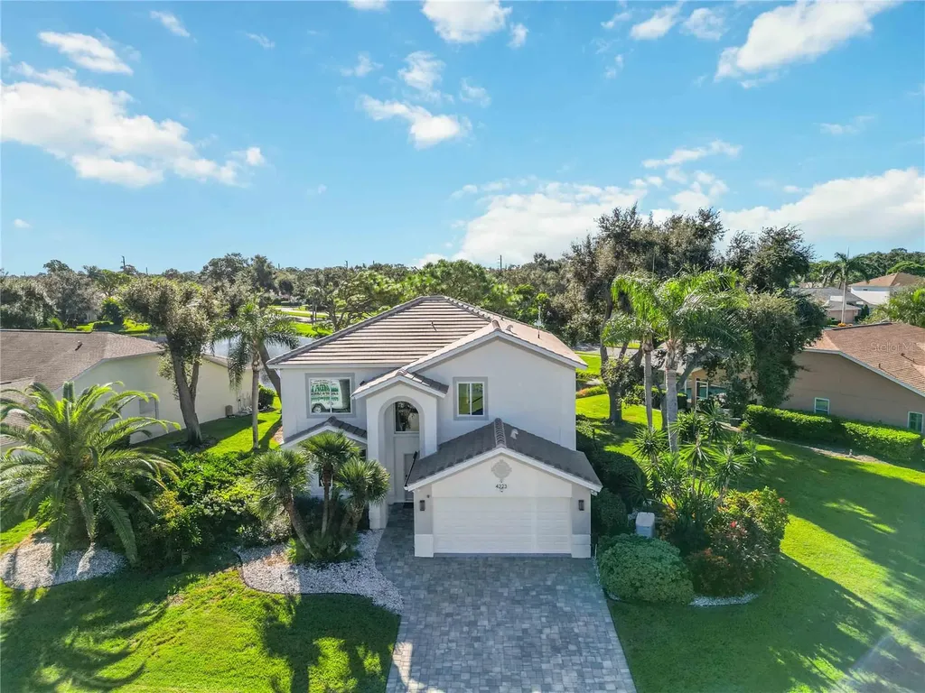 4223 Balmoral Way Sarasota FL 34238