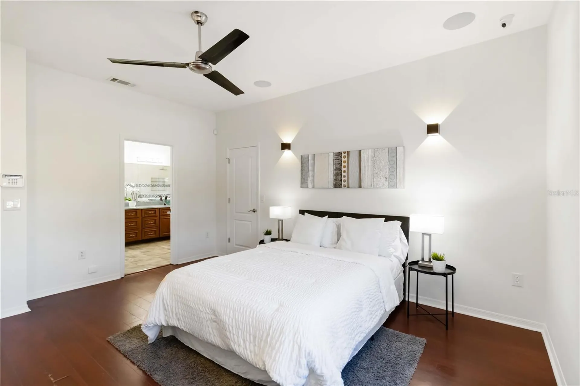 4223 Balmoral Way Sarasota FL 34238