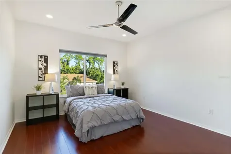 4223 Balmoral Way Sarasota FL 34238