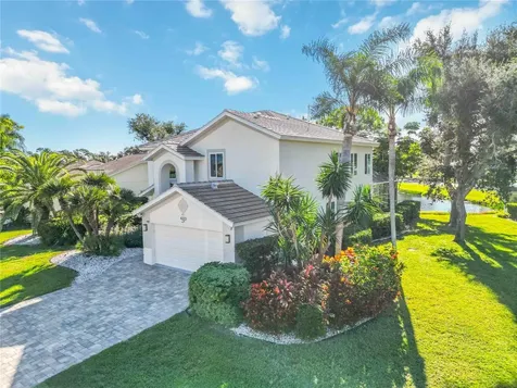 4223 Balmoral Way Sarasota FL 34238