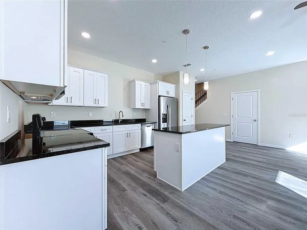 4364 Cambio Gardens Court Tampa FL 33610