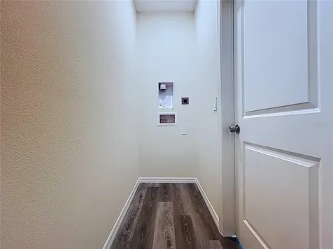 4364 Cambio Gardens Court Tampa FL 33610