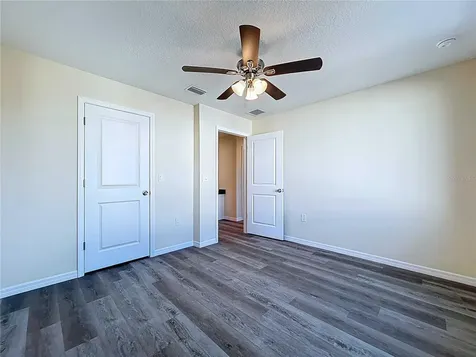 4364 Cambio Gardens Court Tampa FL 33610