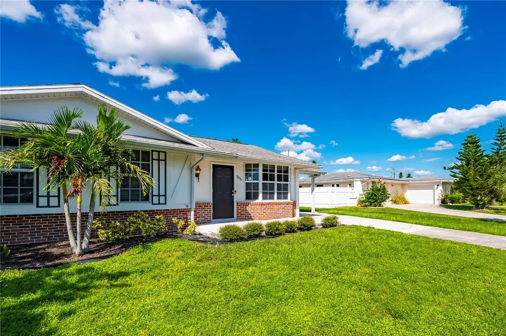 8858 Fay Avenue North Port FL 34287
